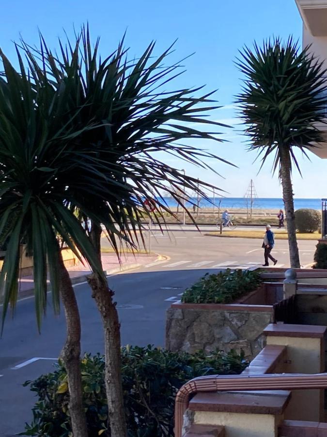 Tres Bel Entierement Renove Apartament