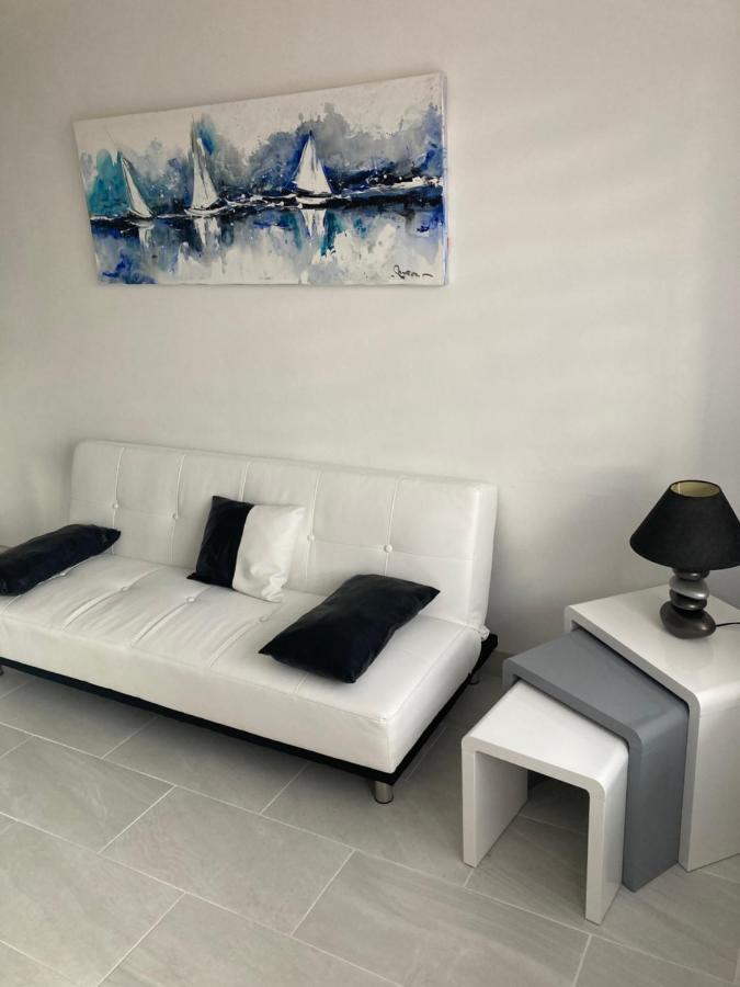 Très Bel Entièrement Rénové Apartamento Ampuriabrava